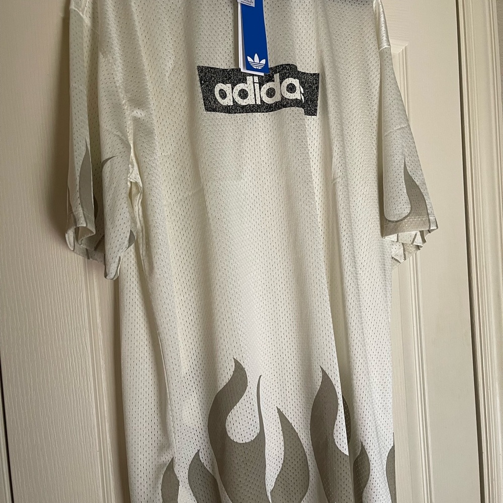 adidas White Short-Sleeve Mesh Tee with Gray Flame Graphic